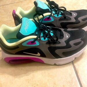 Nike Air Max 2OO - worn once - no stains - clean
